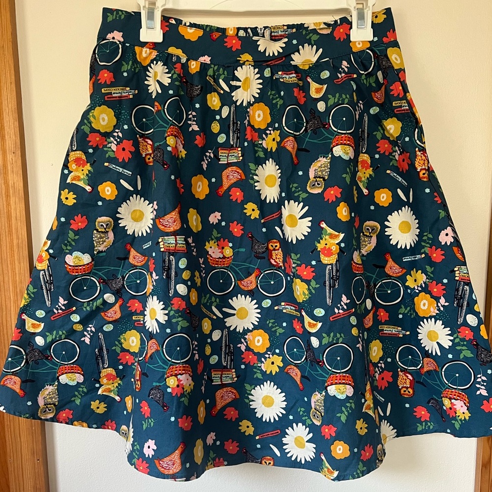Retrolicious skater skirt with pockets and chicken, bicycle and flower design